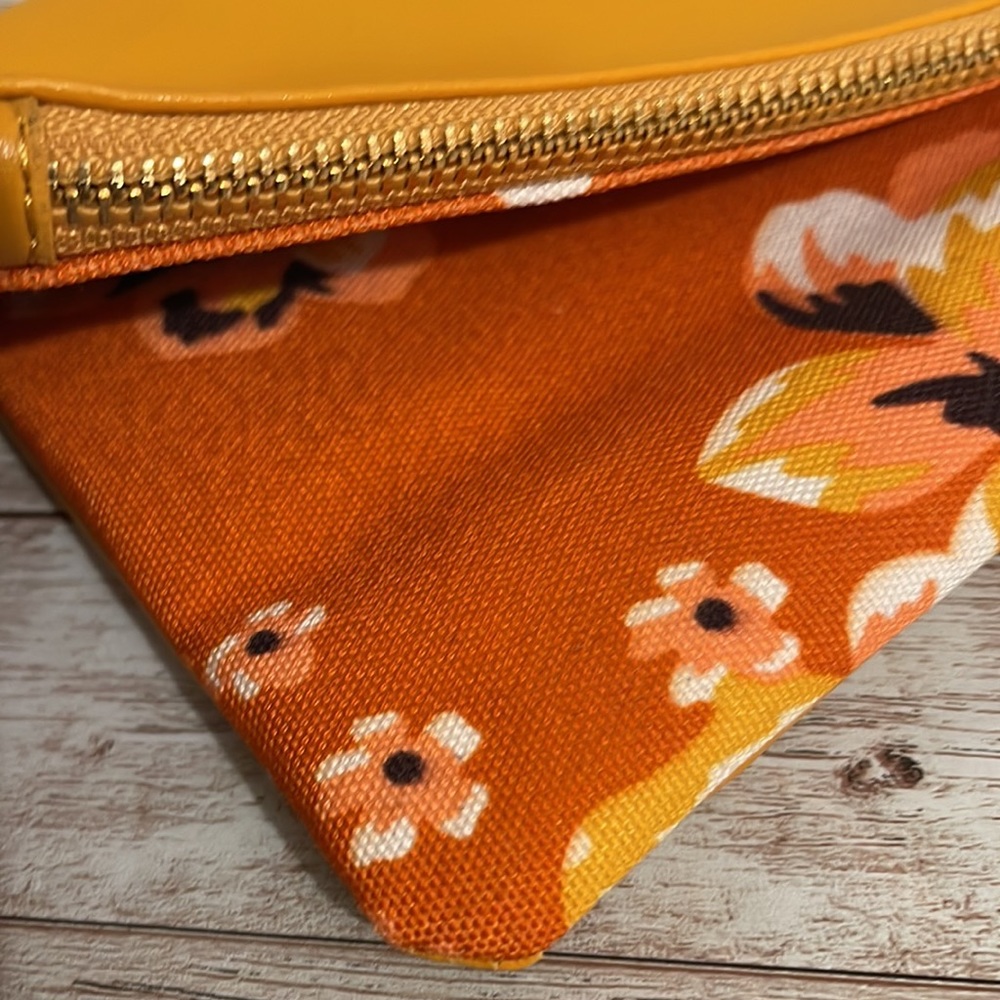 Floral clutch - Picture 5 of 5